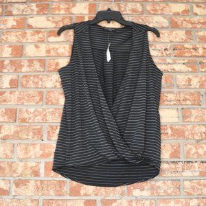 BANANA Republic Top  NWT